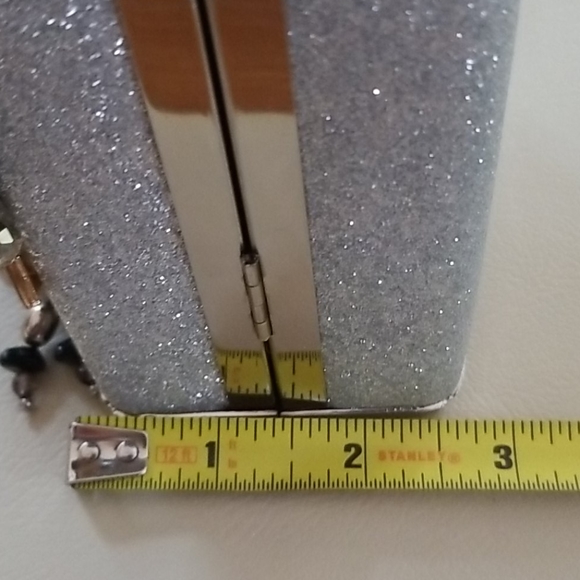 NWT Repurposed Vintage Jewelry Collage Beaded Metal Frame Handbag - Picture 16 of 16